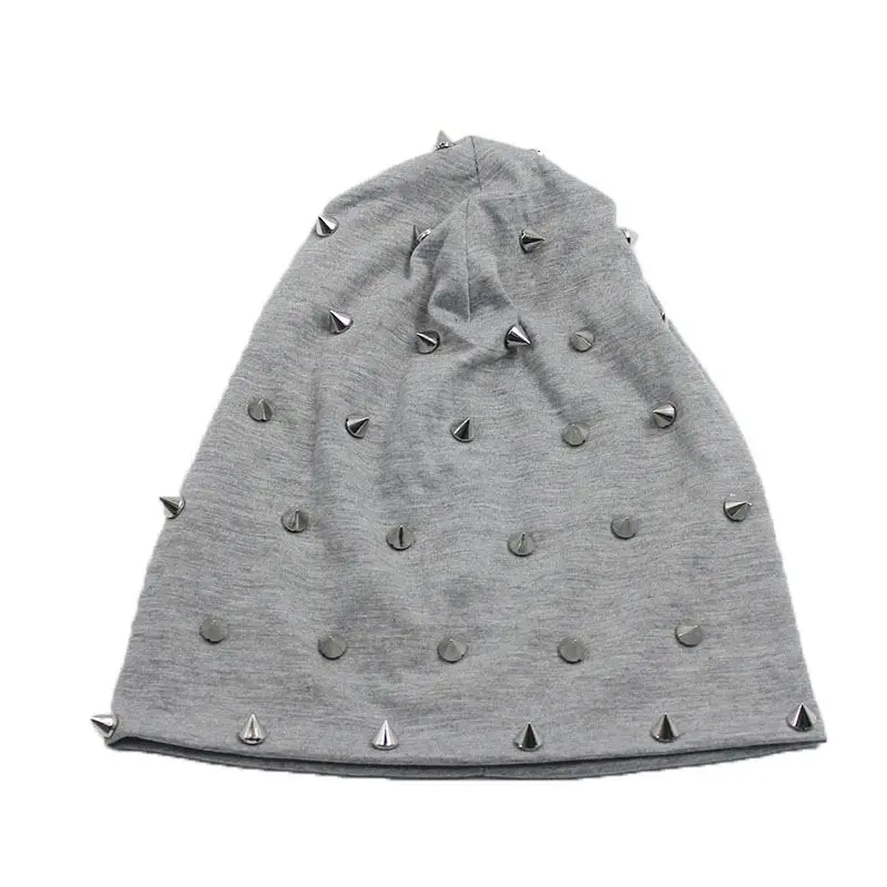 Beanie Baumwollmischung dünn, Slouch-Form mit Nieten – Bild 2
